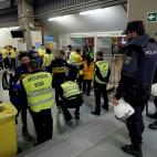 5c8a4dd5260000e804fe2d83