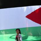 5c8ab89b250000bd05819e82