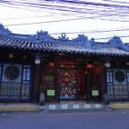 5c8b2079240000f404a42826