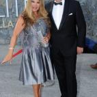 5c8b252524000093024cf8aa