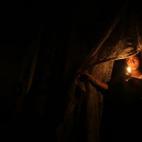 A la luz de las velas en Beit Lahia, al norte de la franja.