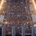 5c8aaff2230000040123838d