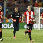 5c8b32642300000401245959