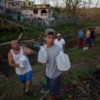 Los ciudadanos hacen acopio de agua y servicios b&aacute;sicos.