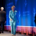 5c8b377c3b000072066d3ebf