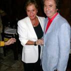 Junto a Raphael tras recibir éste el Premio Estrella de Oro