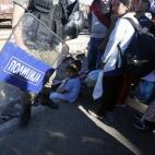 5c8b391622000033001a93fa