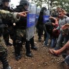 5c8b39182300002f00e7dd57