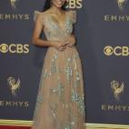 Un vestido que, pese al tul y el color, Shahidi supo sacar del estilo de princesa. Hay que tener actitud para saber llevarlo: bravo.