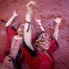 5c8b416e230000d5042473b6