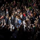 El presidente de Catalu&ntilde;a, Carles Puigdemont (C), llega aal acto convocado en el Tarraco Arena en Tarragona, Espa&ntilde;a.