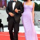 5c8a9fbe250000580681670b