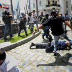 5c8a9080360000a61b6ba06a