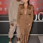 5c8b0c14240000f404a3f8c3