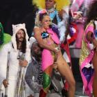 5c8b11fc230000dd04240974