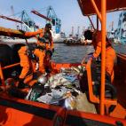 5c8a33f3230000d50422cf34