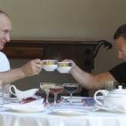 5c8b45513b000070066d5204