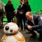 5c8a97ee360000a61b6baa46