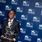 5c8aa3022000009e046f717c