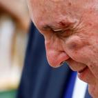 5c8a673c360000a61b6b6f59