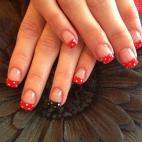 Si quieres algo más sutil puedes optar por algo así. Vía Flickr:Eye Candy Joanne Duckmanton.