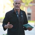 5c8b15d82300000401241196