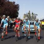 5c8b1e9e240000f404a42225