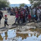 5c8b1b98360000ba1a6c7a13