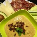 O tambi&eacute;n lo puedes llamar &iexcl;guacarejo! Necesitar&aacute;s tambi&eacute;n tomate, ajo, lima o lim&oacute;n, cilantro y un poquito de jam&oacute;n. Lee la receta en CookPad.