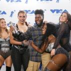 Khalid con Fifth Harmony