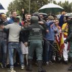 5c8b1ffb2300005300e7a275