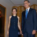 5c8aa393230000d504236706