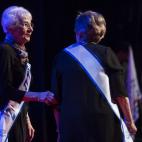 5c8a8d9d2400006c05a33842