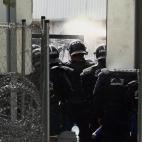 5c8b214e230000dd04242fcd