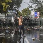 5c8b2152360000c81a6c8af1