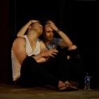 5c8a82f1230000d504232fd3