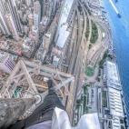 5c8b21bd2400000a05a42ba8