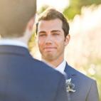 "Los ojos de Jason se llenaron de lágrimas mientras escuchaba a Nick recitar sus votos personalizados en la ceremonia" - Lauren Saldutti