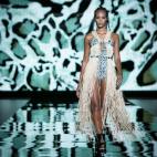 5c8b27662500001304ca2eeb