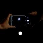 La luna en un móvil en el distrito de Citibung, en Java