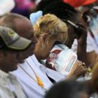 5c8b27cf2400006b054cff62