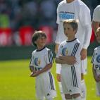 5c8b279f230000dd042440a9