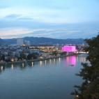 El Danubio es el río más largo de la Unión Europea, así que ¡qué menos que recorrer 10 países! Nace en la Selva Negra alemana y muere en el Mar Negro, en Rumanía, tras un recorrido de 2.888 kilómetros de largo. Si ya empezó a utilizars...