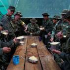 5c8a90083b000054066c1fef