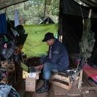 5c8a900b360000c81a6b9ff0