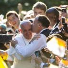 5c8b2e15240000f7054d0ccd