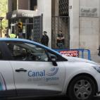 5c8a8437240000f404a32b8d