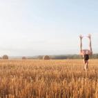 5c8b2d12360000ba1a6ca6c8