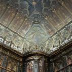 5c8a8c4f2000009e046f497a