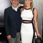 Padres: Steven Spielberg y Kate Capshaw. Aqu&iacute;, con el director de cine en Nueva York en 2014. Curr&iacute;culum: Su caso resulta curioso, porque se hizo famosa en Instagram sin que se conociera el nombre de su padre: eligi&oacute; un per...